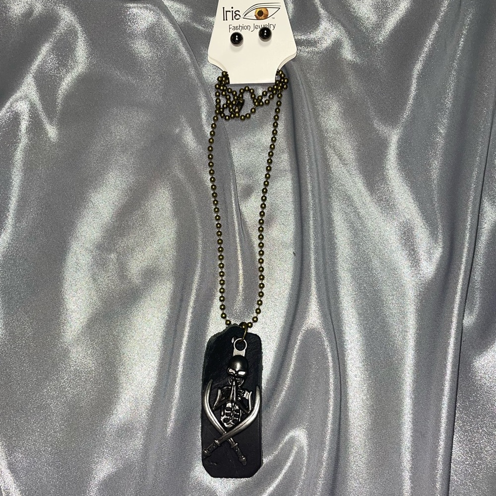 Necklace set